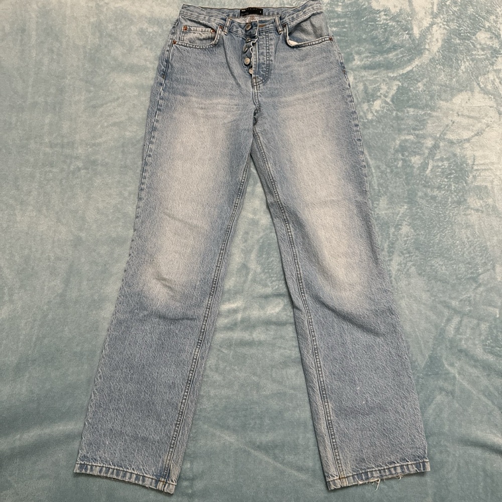 ASOS DESIGN Light Washed Jeans